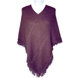 ZN Woven V-neck Poncho w/ Fringe in Chocolate